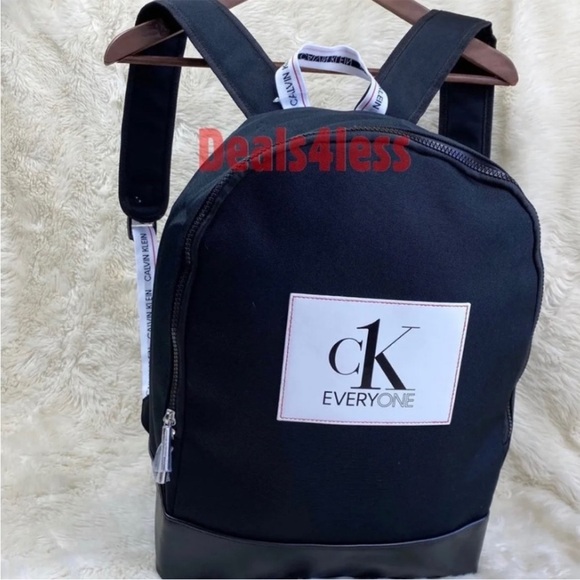 Calvin Klein Backpack Gym Bag Holdall Travel NWT - Picture 4 of 8